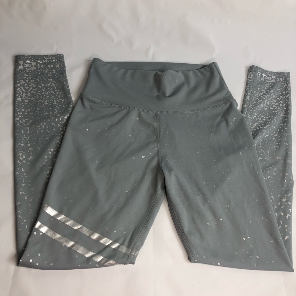 Gym Leggings Size M Silver and Gray Sports